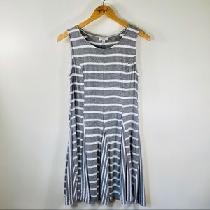 Umgee Pleated Striped Sleeveless Tank Top Dress Summer Office Gray Size Medium